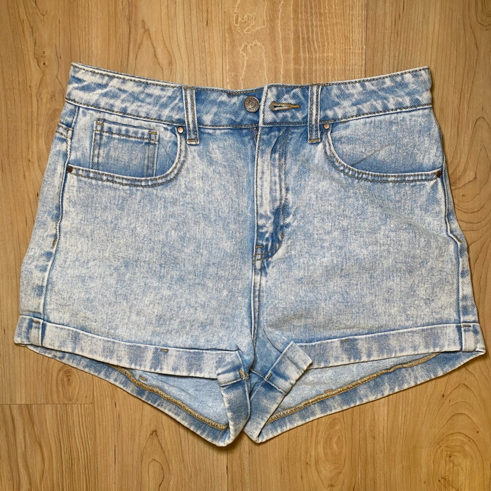 PacSun Mom Short Light Wash High-Rise size 27